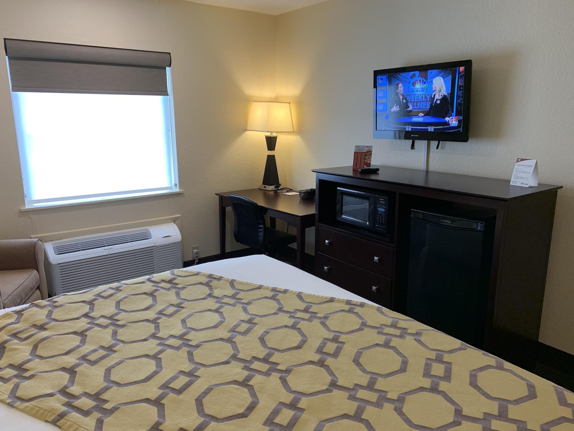 Baymont By Wyndham Jefferson City Extérieur photo