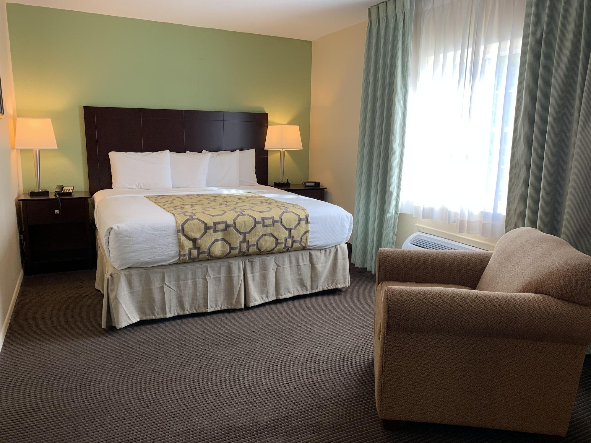 Baymont By Wyndham Jefferson City Extérieur photo
