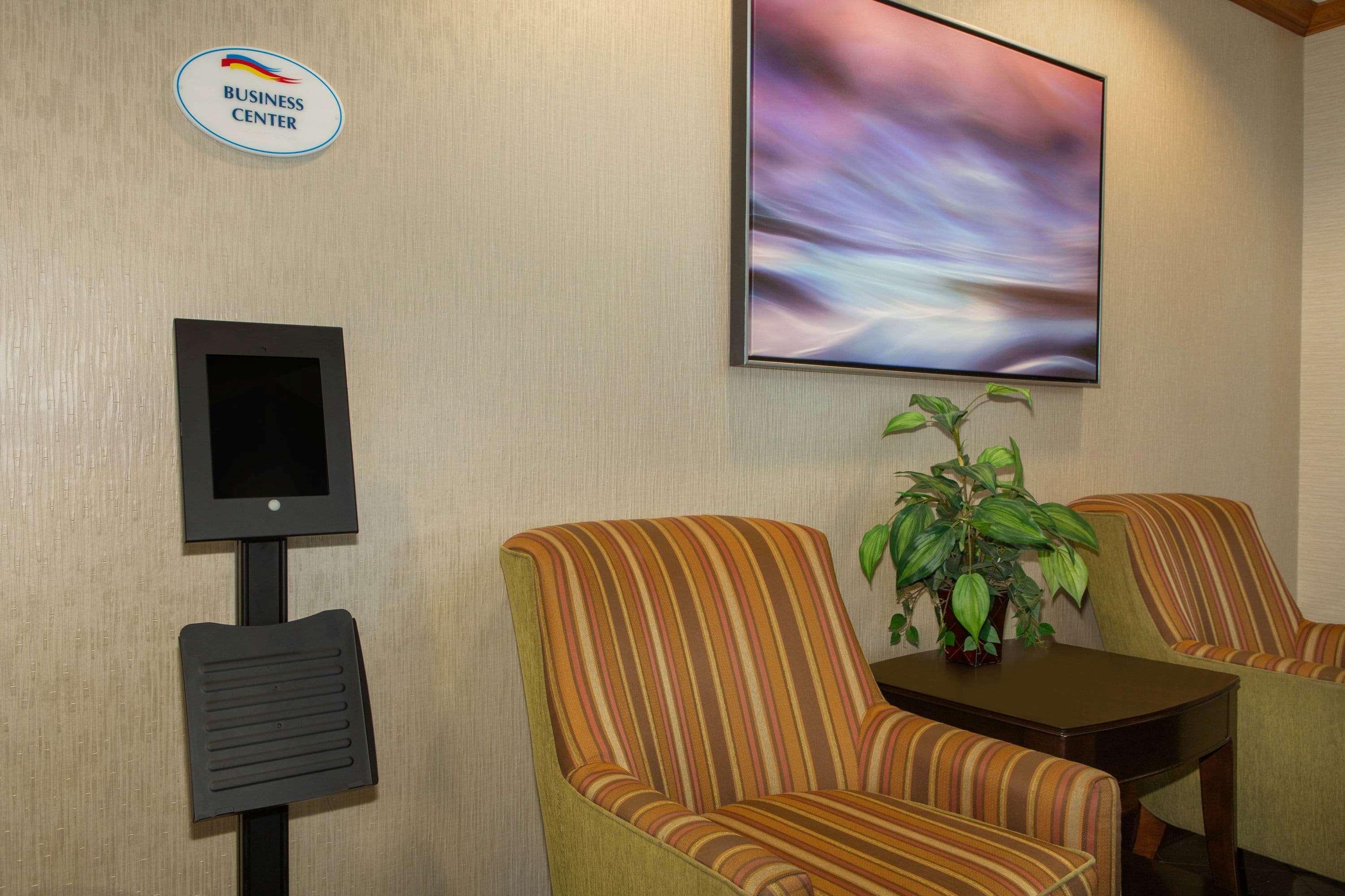 Baymont By Wyndham Jefferson City Extérieur photo