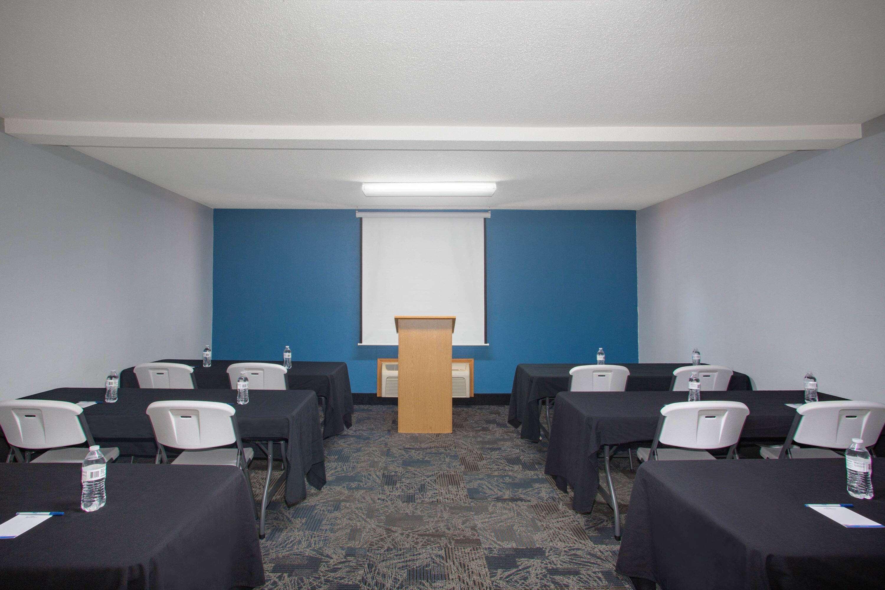 Baymont By Wyndham Jefferson City Extérieur photo