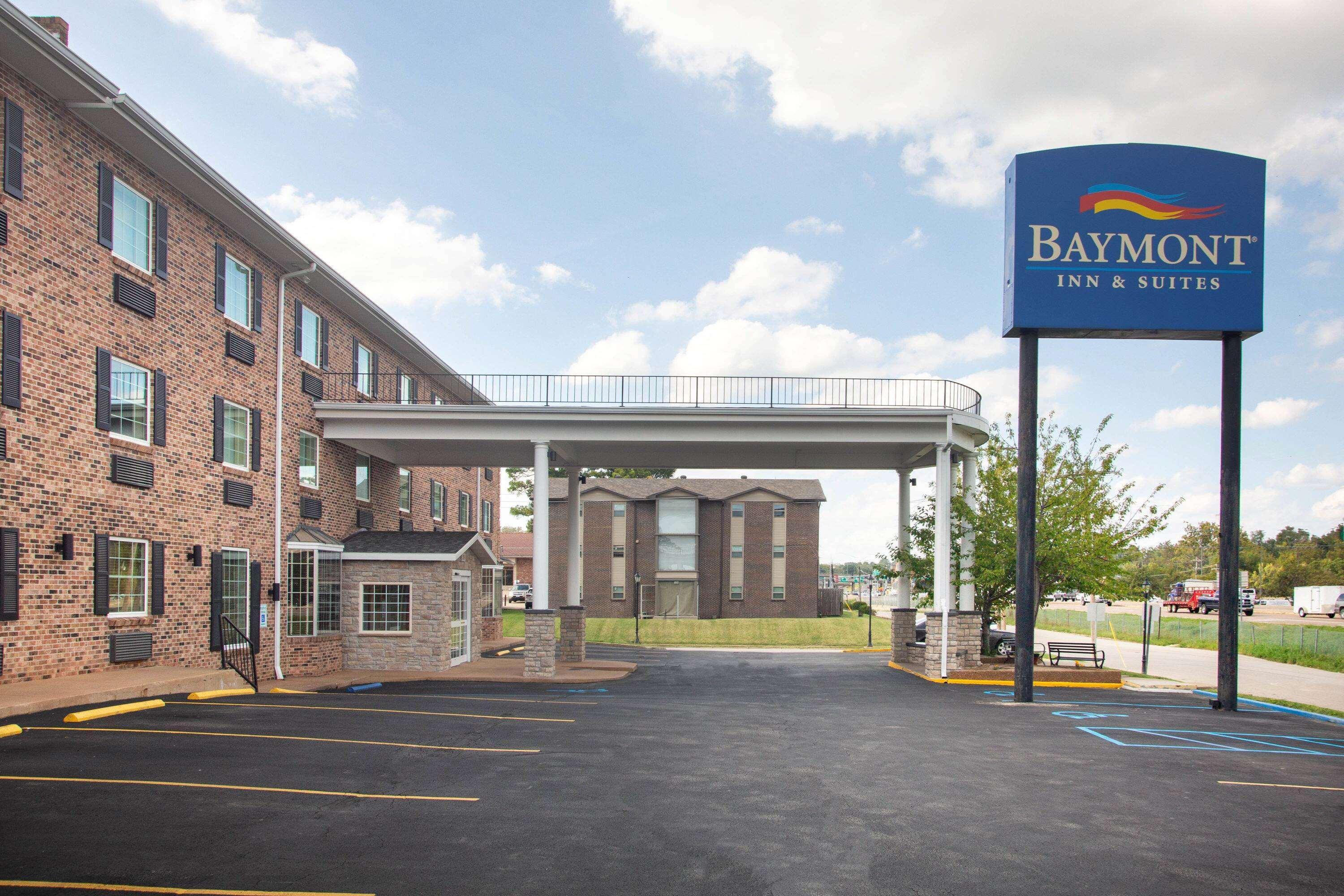 Baymont By Wyndham Jefferson City Extérieur photo