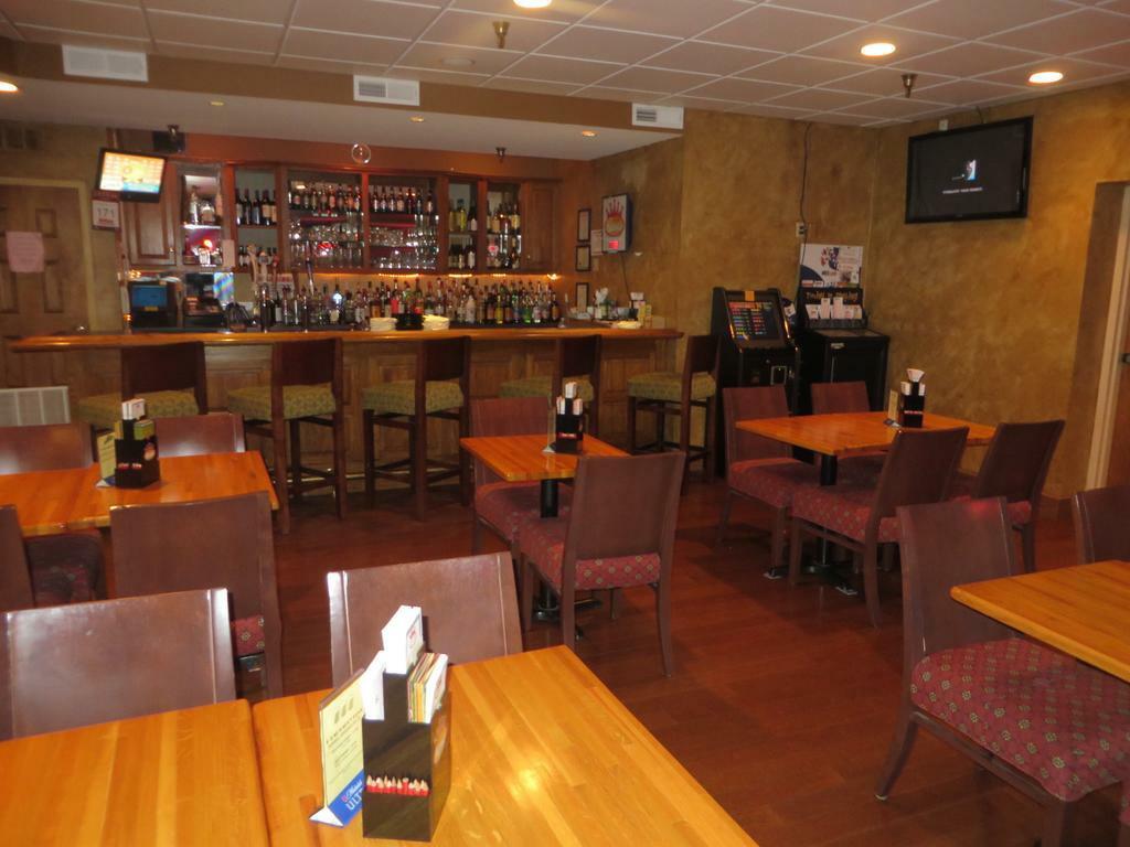 Baymont By Wyndham Jefferson City Extérieur photo